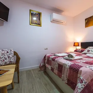  Apartment San Matias Bajo Casco Historico