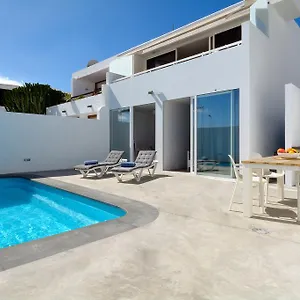 https://sunrise-puerto-del-carmen.puertodelcarmen-hotels.org